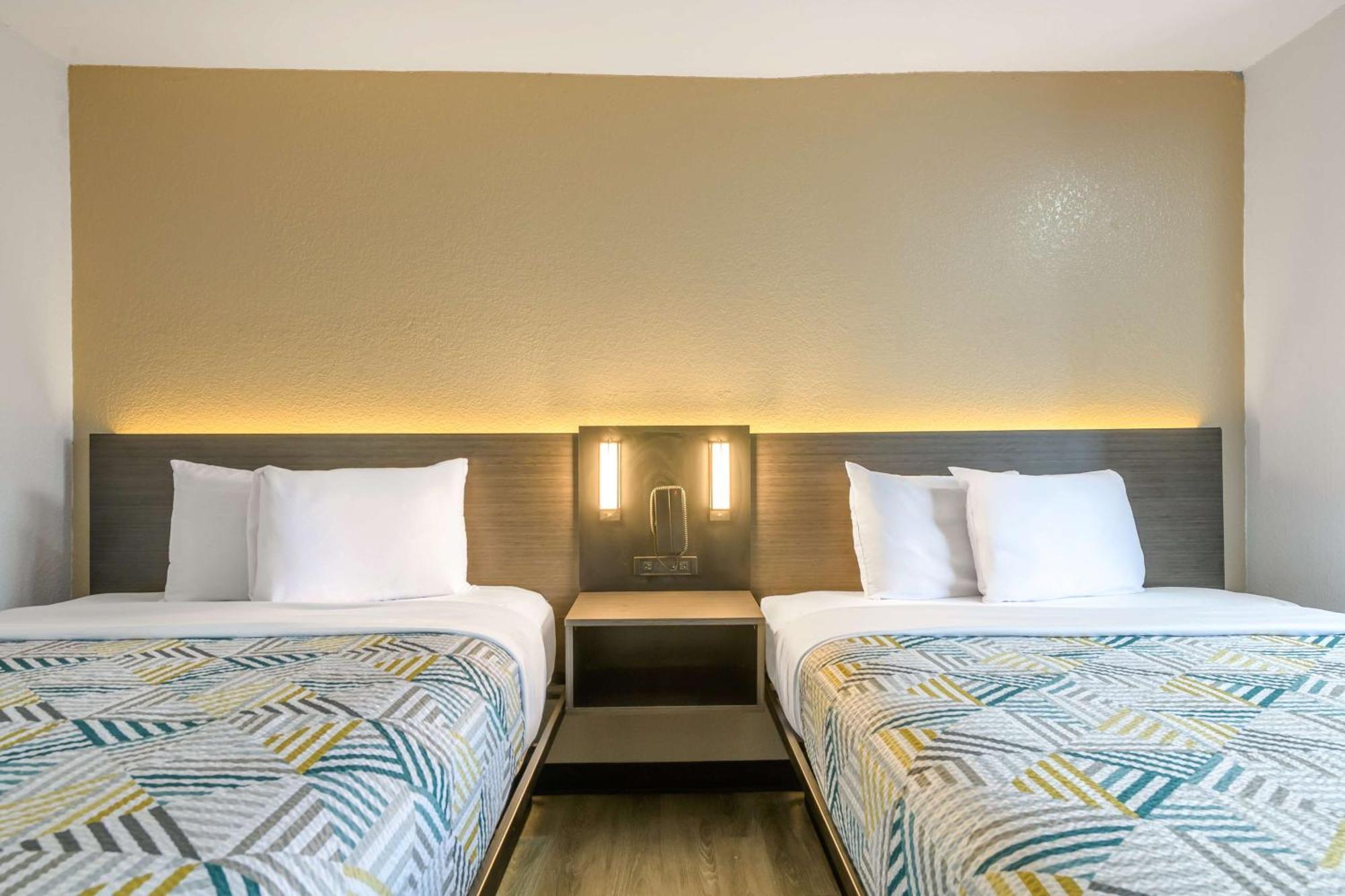 Motel 6 Columbus, Ga Columbus Airport Eksteriør bilde